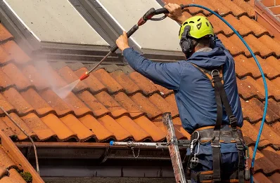 Démoussage et hydrofuge de toiture à Linzeux